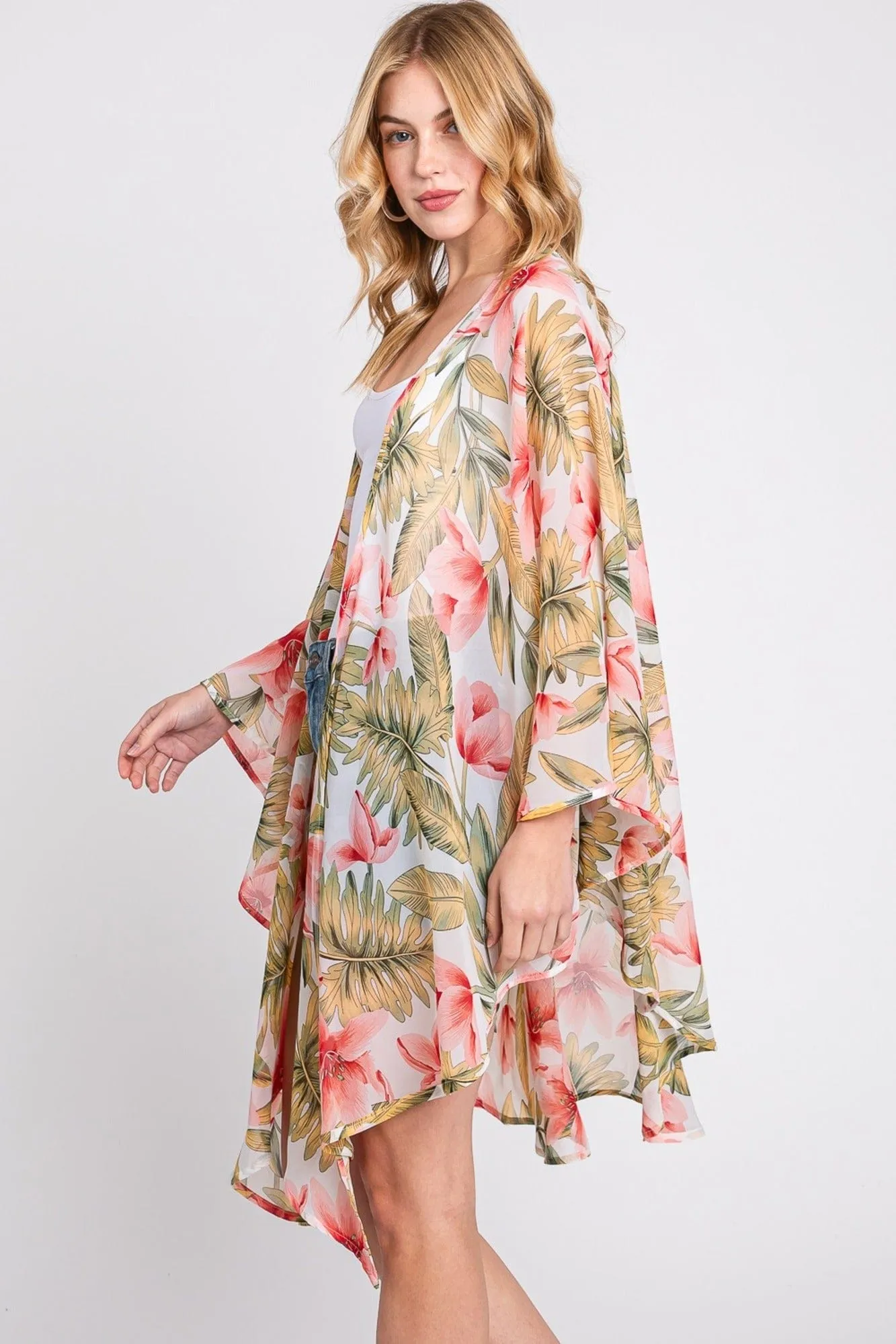 MS0366 Tropical Flower Leaves Kimono