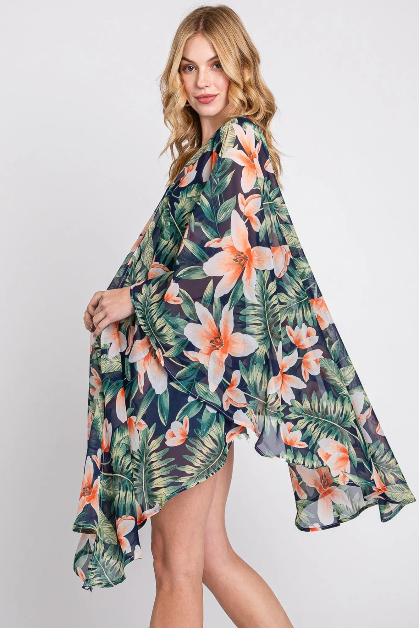 MS0366 Tropical Flower Leaves Kimono