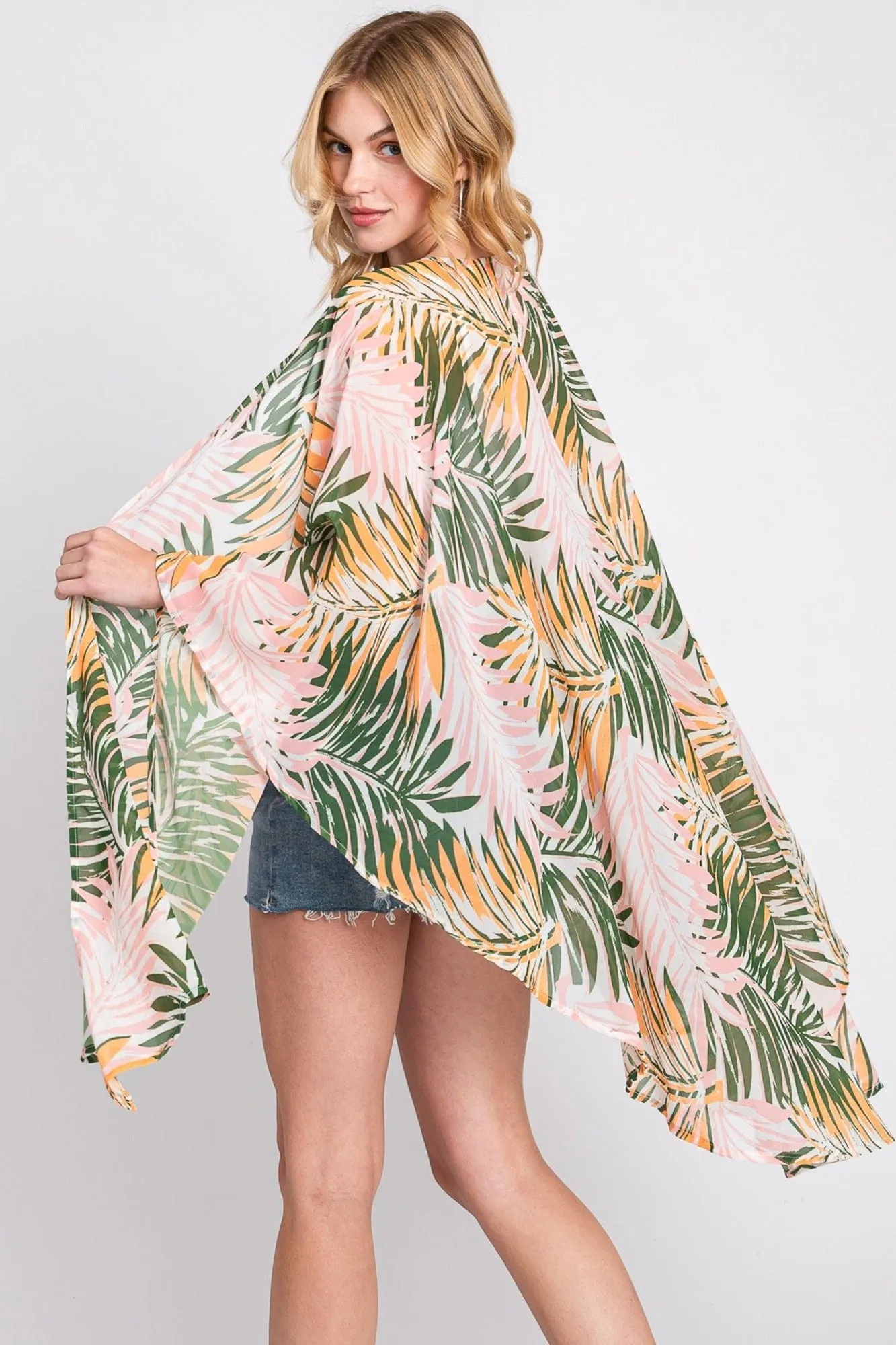 MS0368 Lyla Tropical Leaves Print Kimono